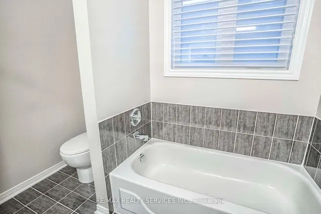 Additional image 20 of 3 Sailwind Rd