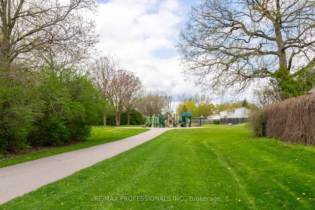 Additional image 34 of 868 Governors Crt