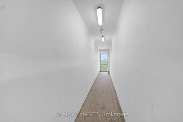 Additional image 40 of 108 Little Britain Cres