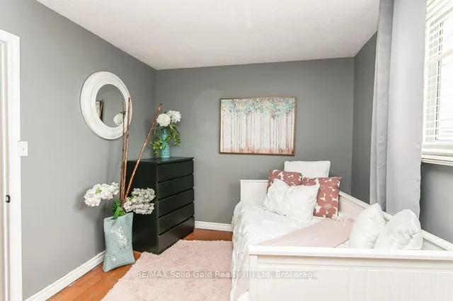 Additional image 21 of 235 Fergus Ave