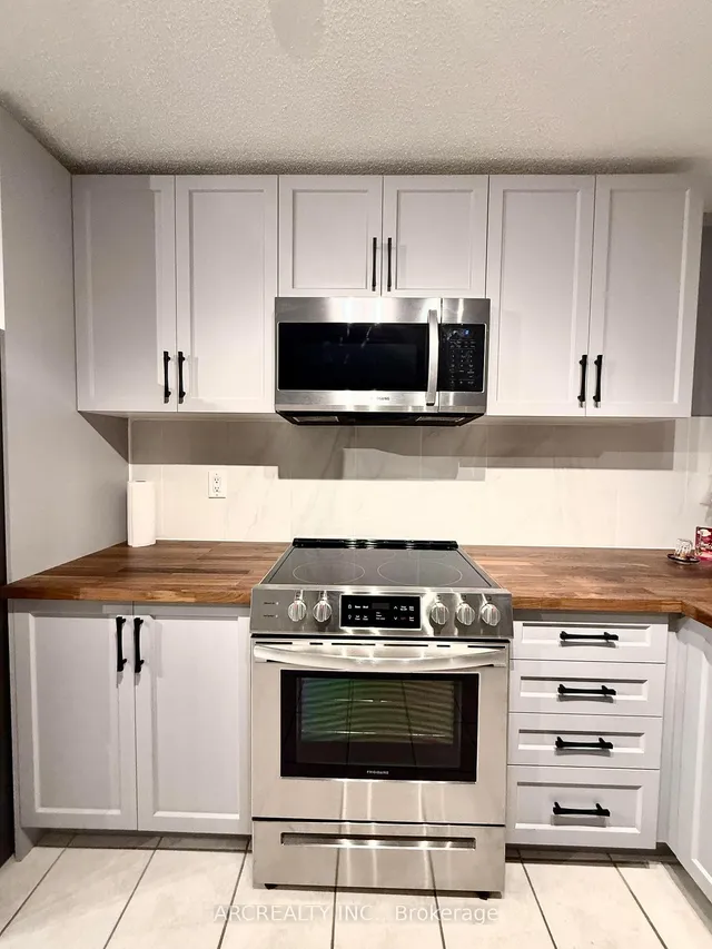 Additional image 16 of 4673 Jane St Unit 1007