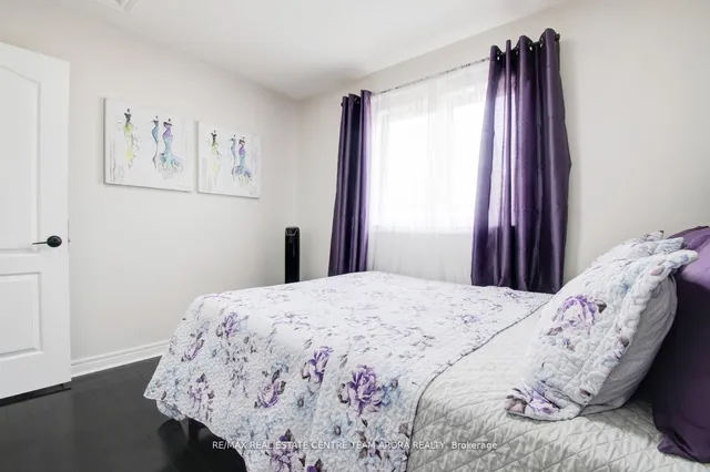 Additional image 30 of 25 Sweet Briar Lane