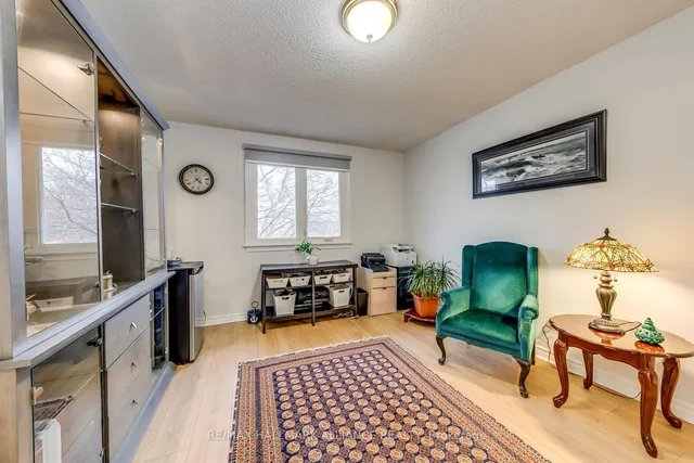 Additional image 33 of 2916 Sycamore St