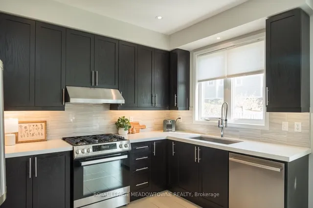 Additional image 14 of 886 Savoline Blvd