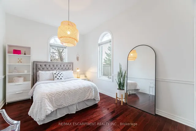 Additional image 42 of 31 Ingrid Crt