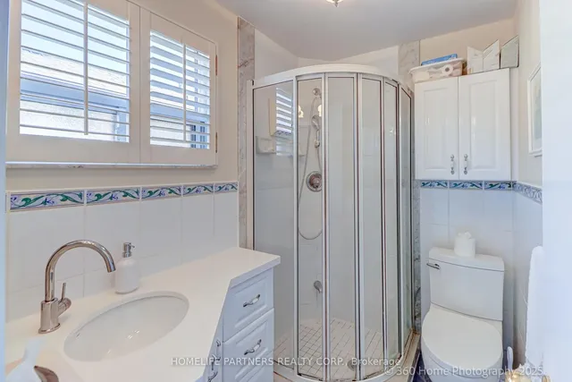 Additional image 24 of 77 Thwaite Ave