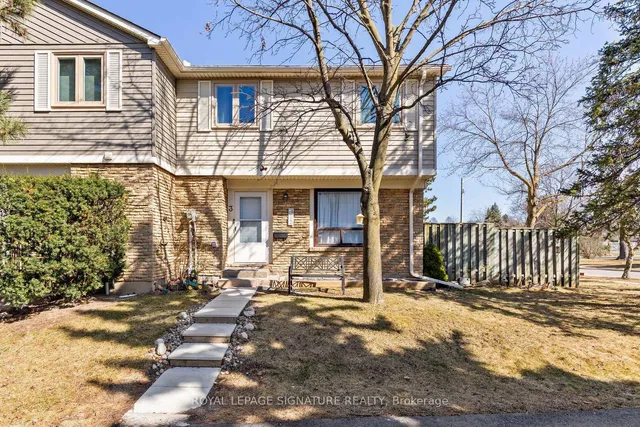 98 Falconer Dr Unit 3