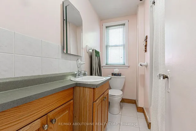 Additional image 15 of 30 Wolcott Ave