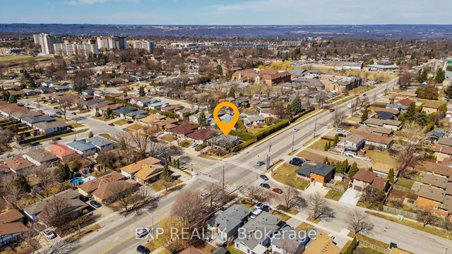 Additional image 36 of 100 Hadeland Ave