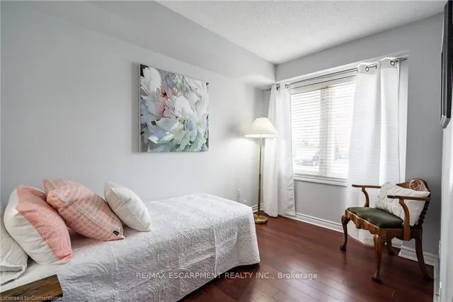Additional image 16 of 1701 Lampman Ave Unit 201