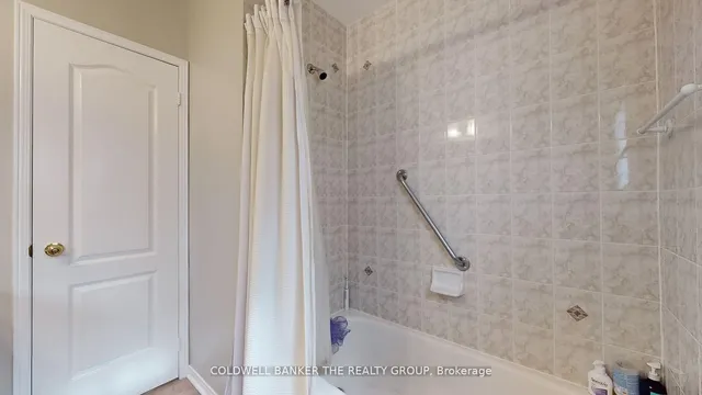 Additional image 24 of 5 Collingwood Ave