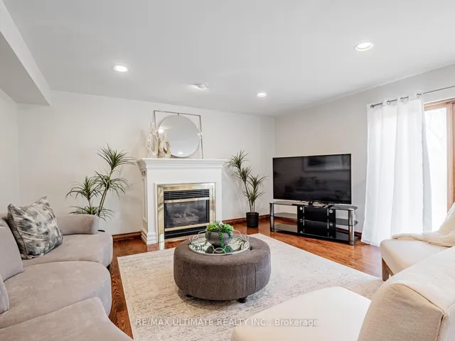 Additional image 18 of 206 Sloane Ave