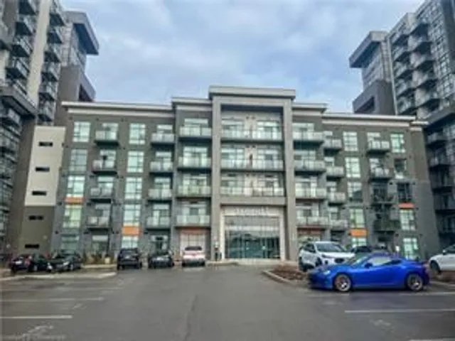 Additional image 29 of 450 Dundas St Unit 421