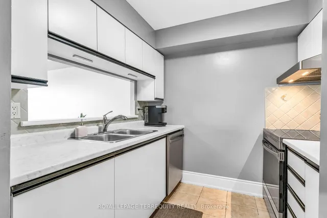 Additional image 10 of 3 Hickory Tree Rd Unit 1405