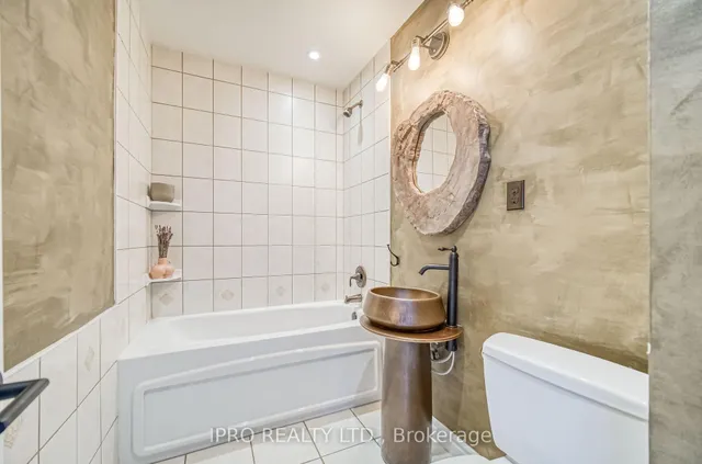 Additional image 20 of 92 Delma Dr