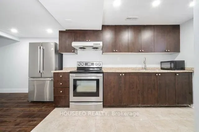 Additional image 20 of 23 Fenflower Crt