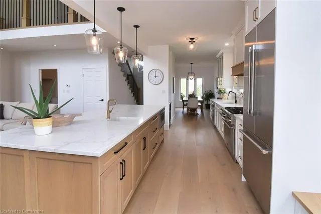 Additional image 13 of 46 Parkmanor Dr