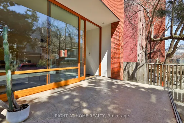 Additional image 9 of 694 Richmond St