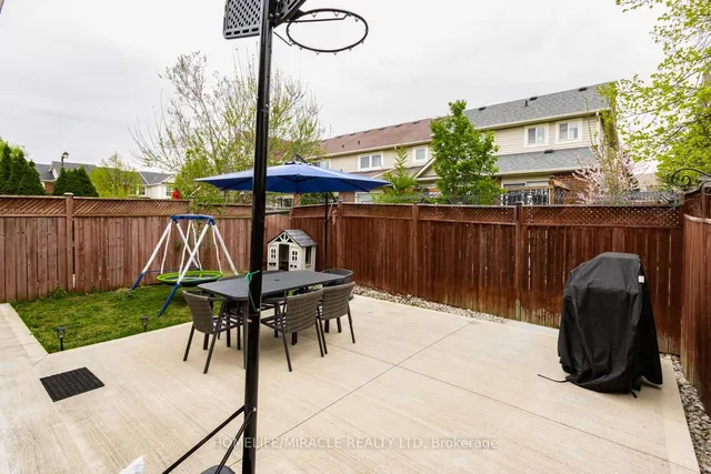 Additional image 46 of 1677 Stover Cres