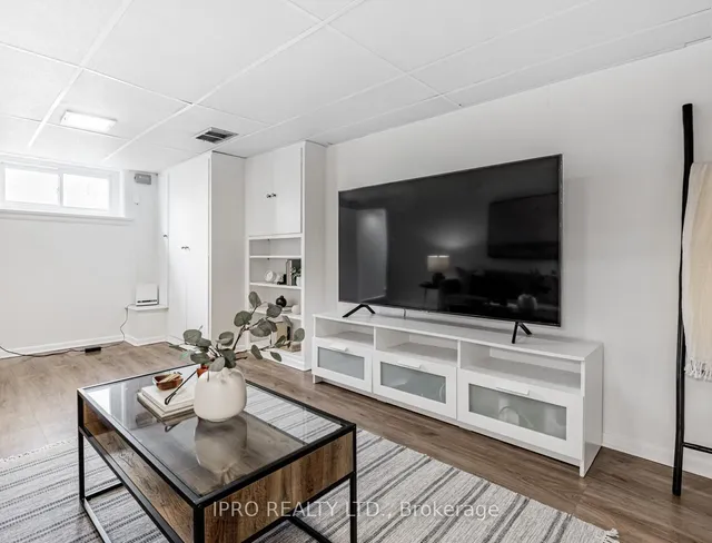 Additional image 24 of 21 Galbraith Ave