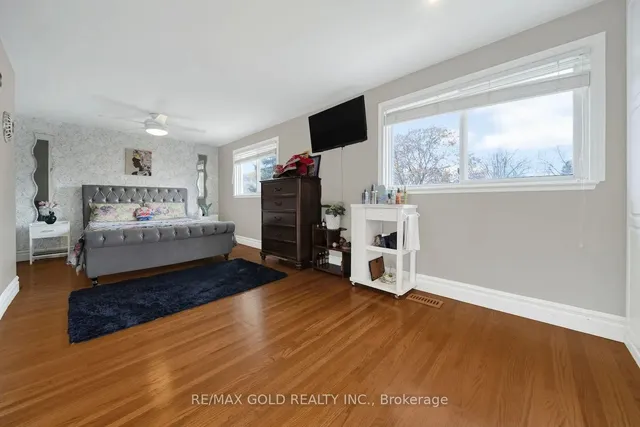 Additional image 23 of 59 Roberts Cres