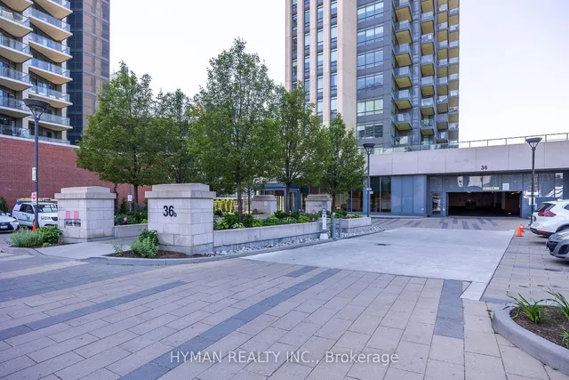 Additional image 37 of 36 Park Lawn Rd Unit 607