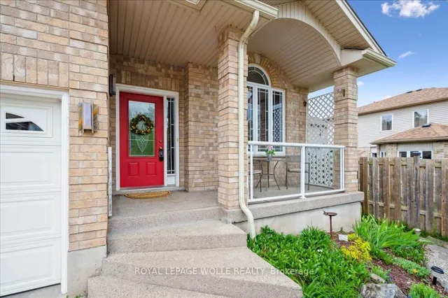 Additional image 4 of 504 Country Clair Pl