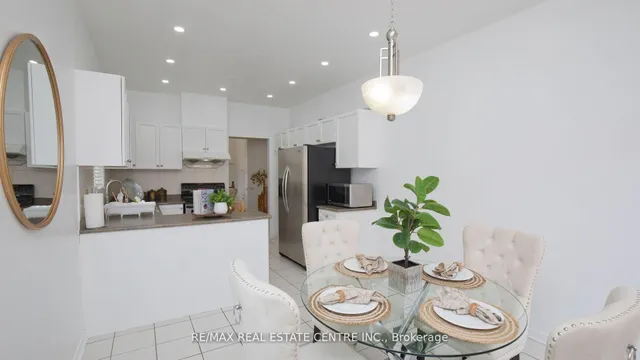 Additional image 22 of 32 Pappain Cres