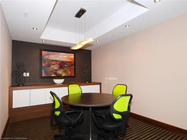 Additional image 31 of 112 Benton St Unit 710