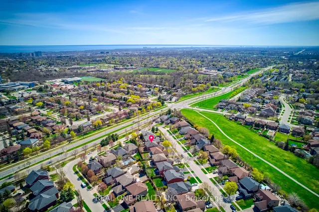 Additional image 50 of 2075 Banbury Cres