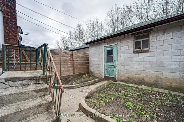 Additional image 25 of 33 Hounslow Heath Rd