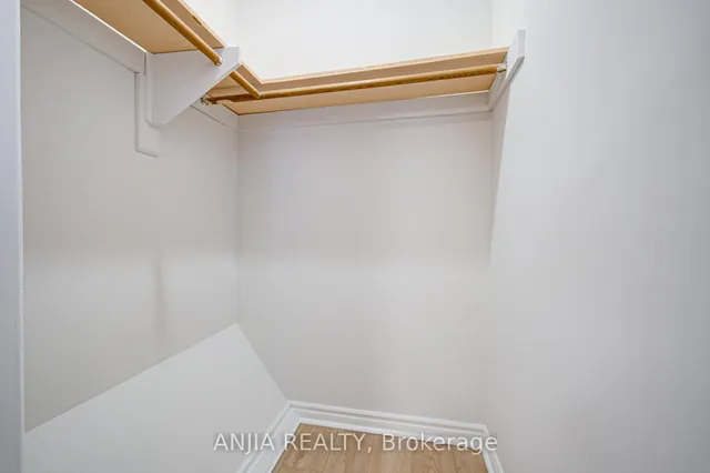 Additional image 25 of 91 Dumfries Ave