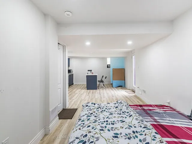 Additional image 35 of 144 Bloomsbury Ave