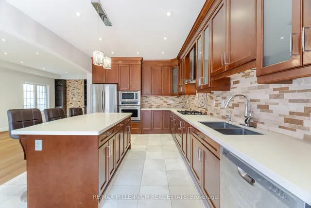 Additional image 13 of 961 Knotty Pine Grve