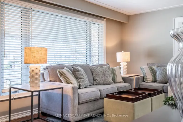 Additional image 6 of 648 THORNWOOD Ave