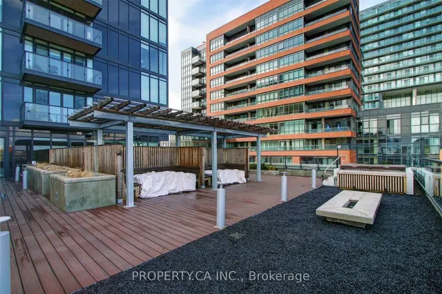 Additional image 33 of 8 Dovercourt Rd Unit 210