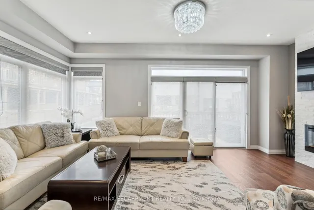 Additional image 12 of 30 Times Square Blvd Unit 305