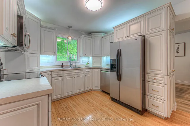 Additional image 17 of 57 Royal Orchard Dr