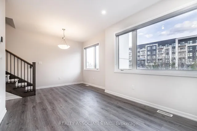 Additional image 32 of 133 Grovewood Common