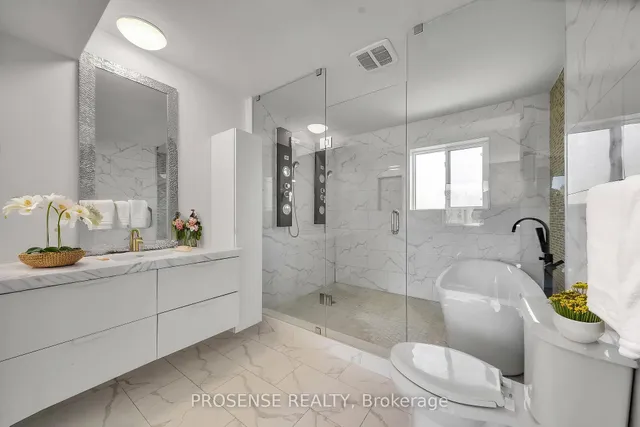 Additional image 46 of 8 Vanderbrent Cres