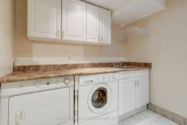 Additional image 41 of 3 White Tail Cres