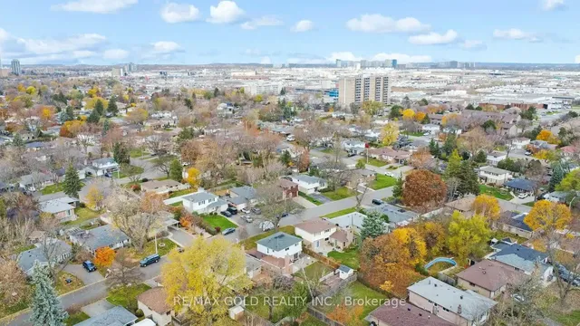 Additional image 40 of 59 Roberts Cres