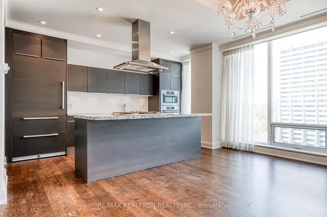 Additional image 11 of 206 Bloor St Unit 801