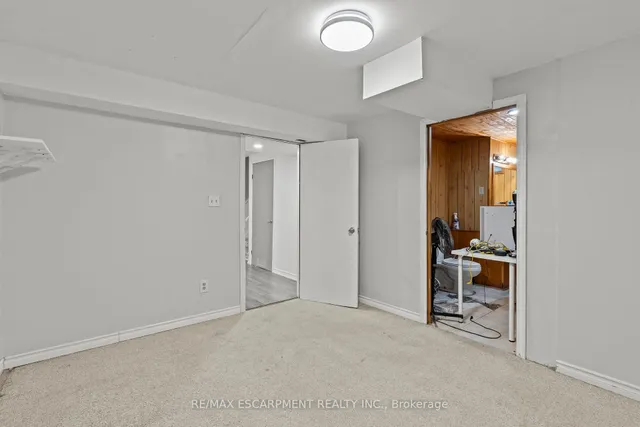 Additional image 23 of 2207 Middlesmoor Cres