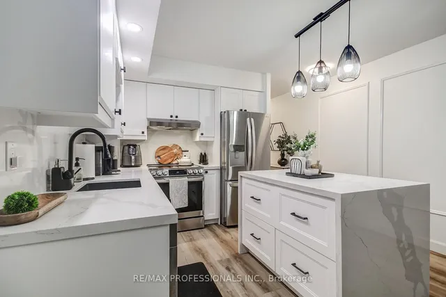 Additional image 12 of 5229 Dundas St Unit 312