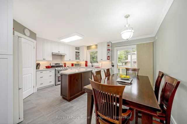 Additional image 15 of 35 Inglewood Dr