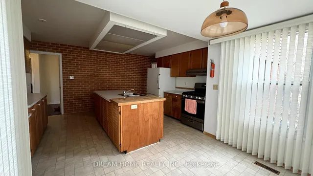 Additional image 13 of 21 Chiefswood Sq