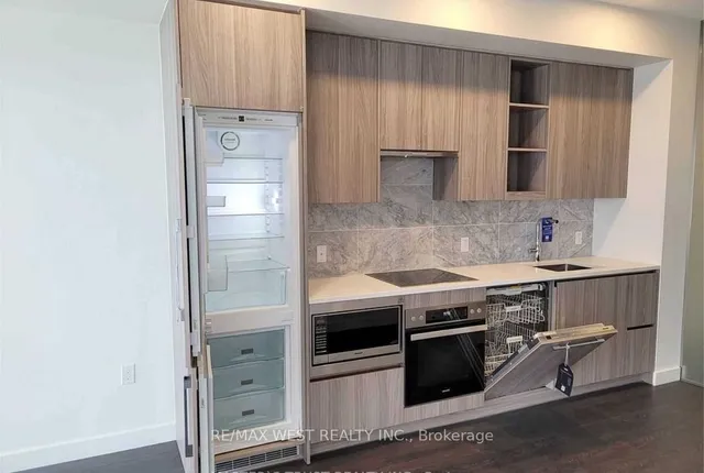 Additional image 3 of 95 Mcmahon Dr Unit 1607