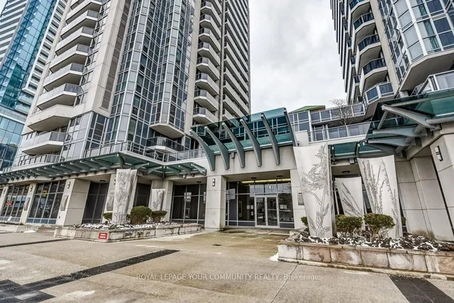 5793 Yonge St Unit 211