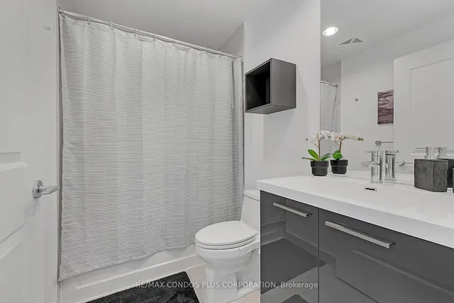 Additional image 15 of 80 Marine Parade Dr Unit 2907